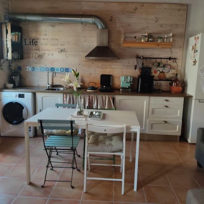 알래쿼스 Casita Mona Y Acogedora 아파트 외부 사진